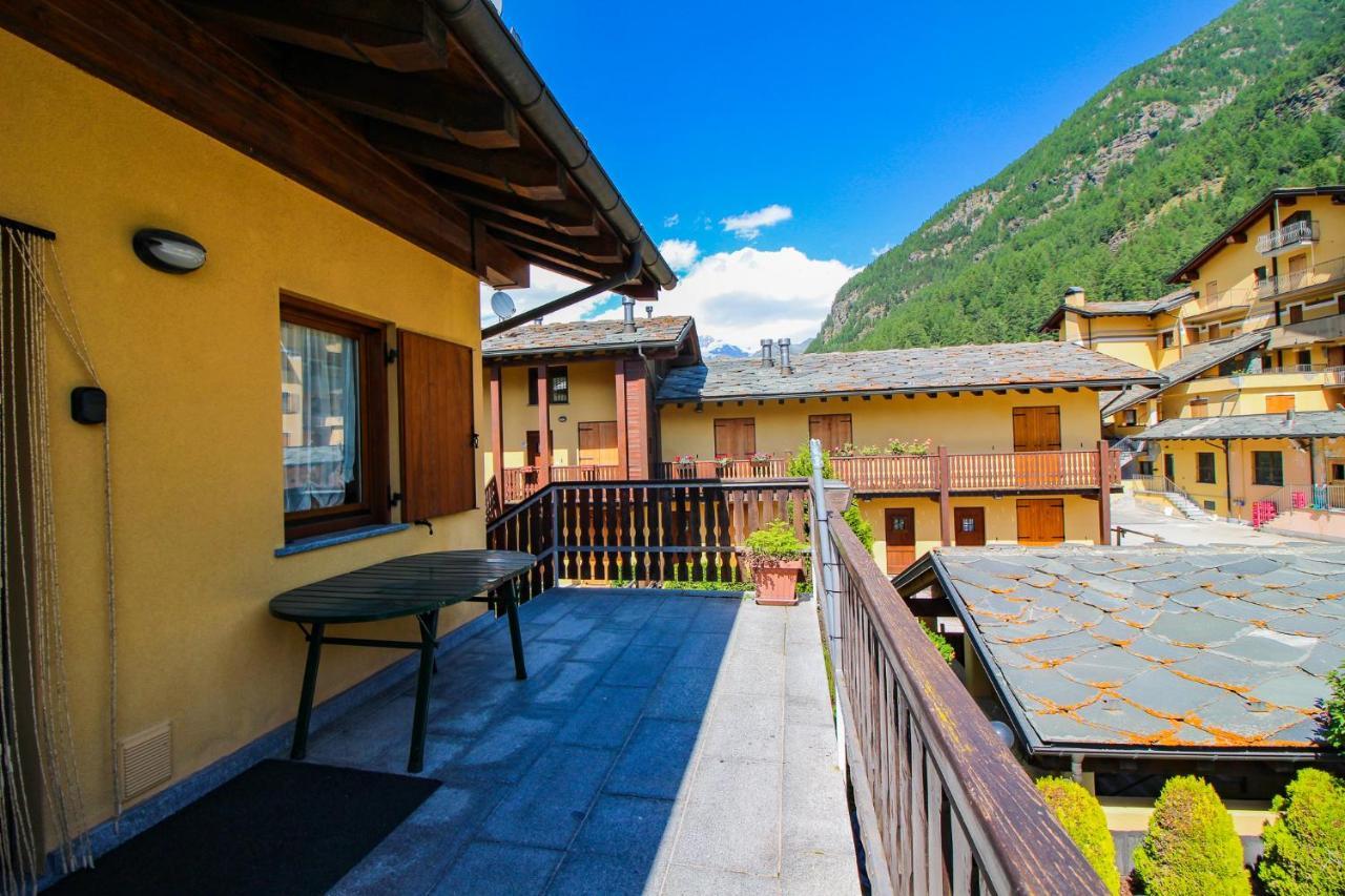 Villetta Periax - Affitti Brevi Italia Champoluc Exterior foto